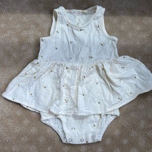 Quincy Mae sleeveless peplum